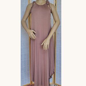 Olivia Rae New York light brown spaghetti-strap maxi dress EUC size large